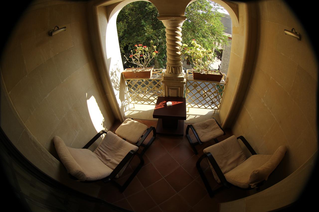 Deniz Inn Boutique Hotel Bakoe Buitenkant foto